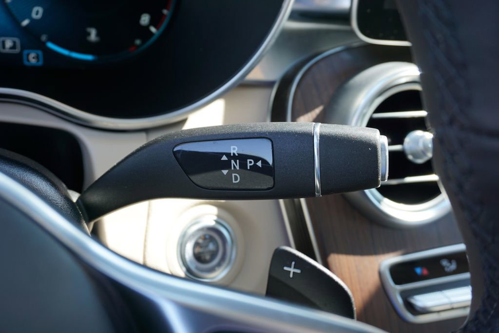 Used 2022 Mercedes-Benz GLC 300 4MATIC Coupe image 22