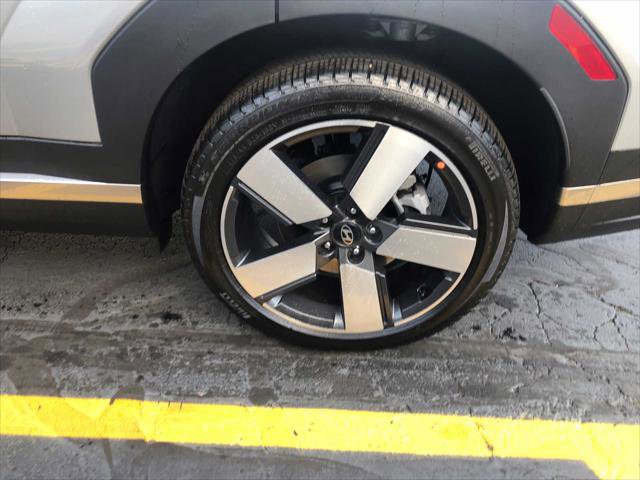 New 2025 Hyundai Santa Fe Limited image 21