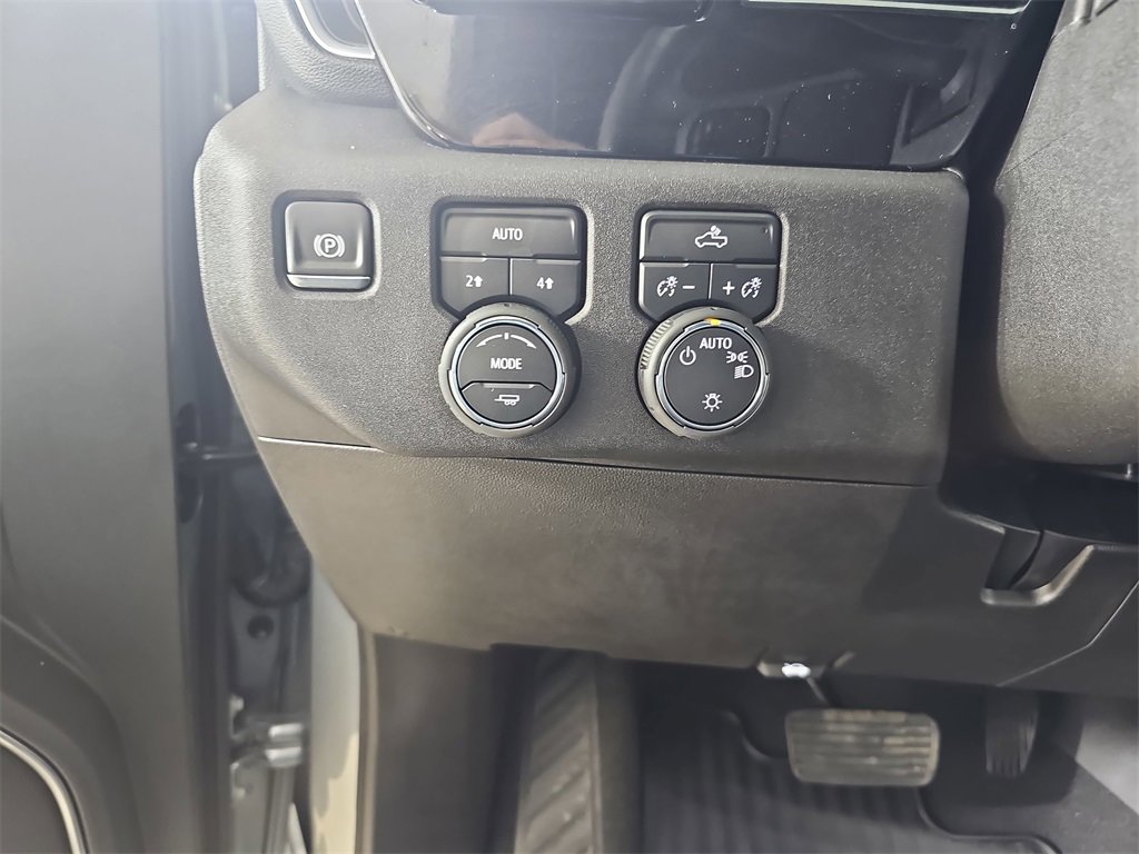 Certified 2025 Chevrolet Silverado 1500 LT image 30