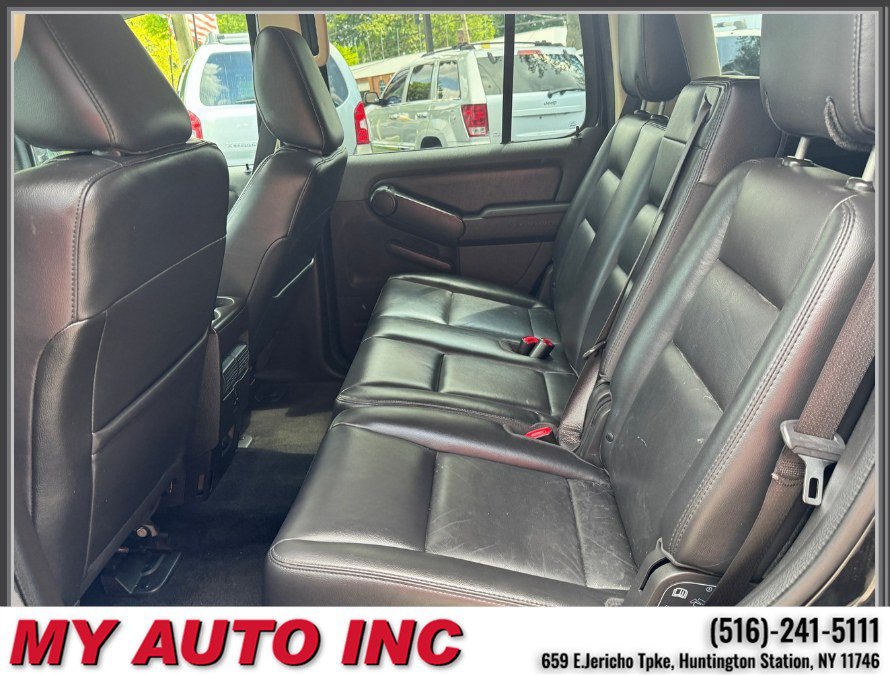 Used 2010 Ford Explorer XLT AWD/4WD image 29