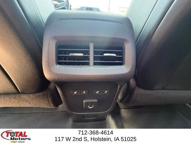 Used 2022 Chevrolet Equinox Premier AWD/4WD image 14