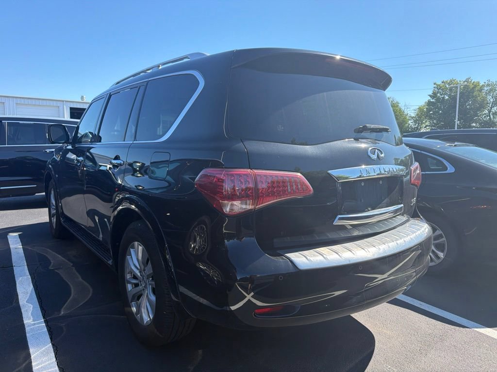 Used 2017 INFINITI QX80 4WD image 2