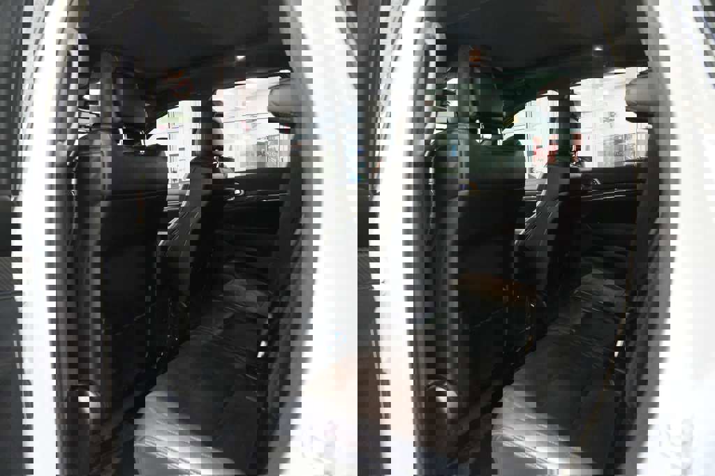 Used 2018 Jeep Grand Cherokee SRT w/ Trailer Tow Group IV image 21