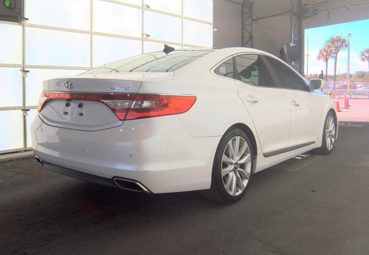 Used 2015 Hyundai Azera Limited FWD image 4