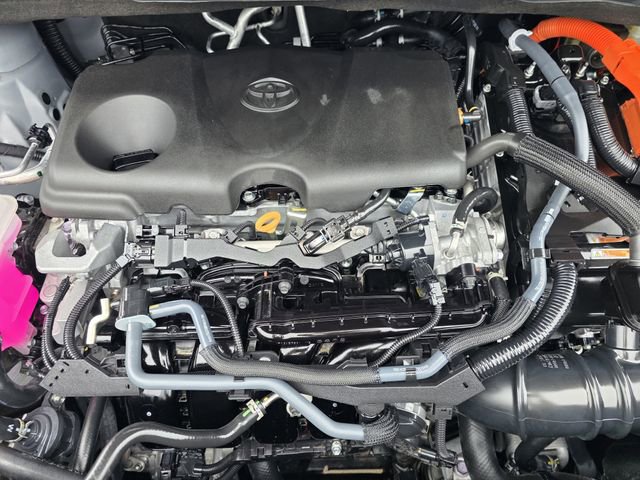 Used 2025 Toyota Sienna XLE Woodland Edition AWD/4WD image 29