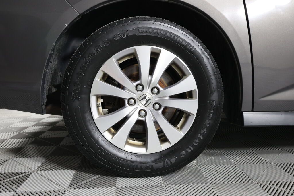 Used 2015 Honda Odyssey EX image 7