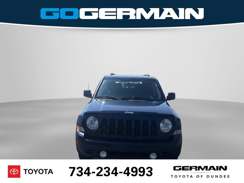 Used 2017 Jeep Patriot Sport w/ Power Value Group FWD image 2