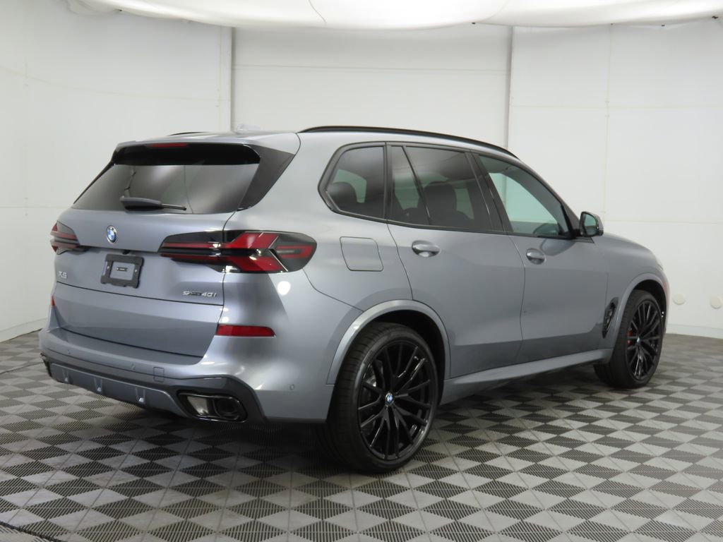 New 2026 BMW X5 sDrive40i w/ M Sport Package image 5