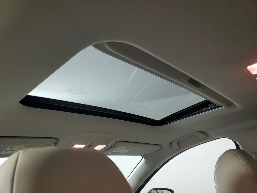 Used 2023 MAZDA CX-9 Touring image 17