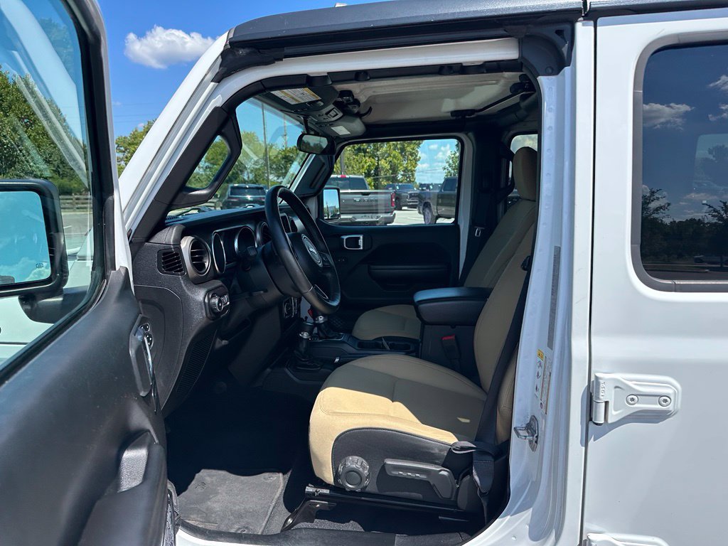 Used 2018 Jeep Wrangler Unlimited Sport S AWD/4WD image 13