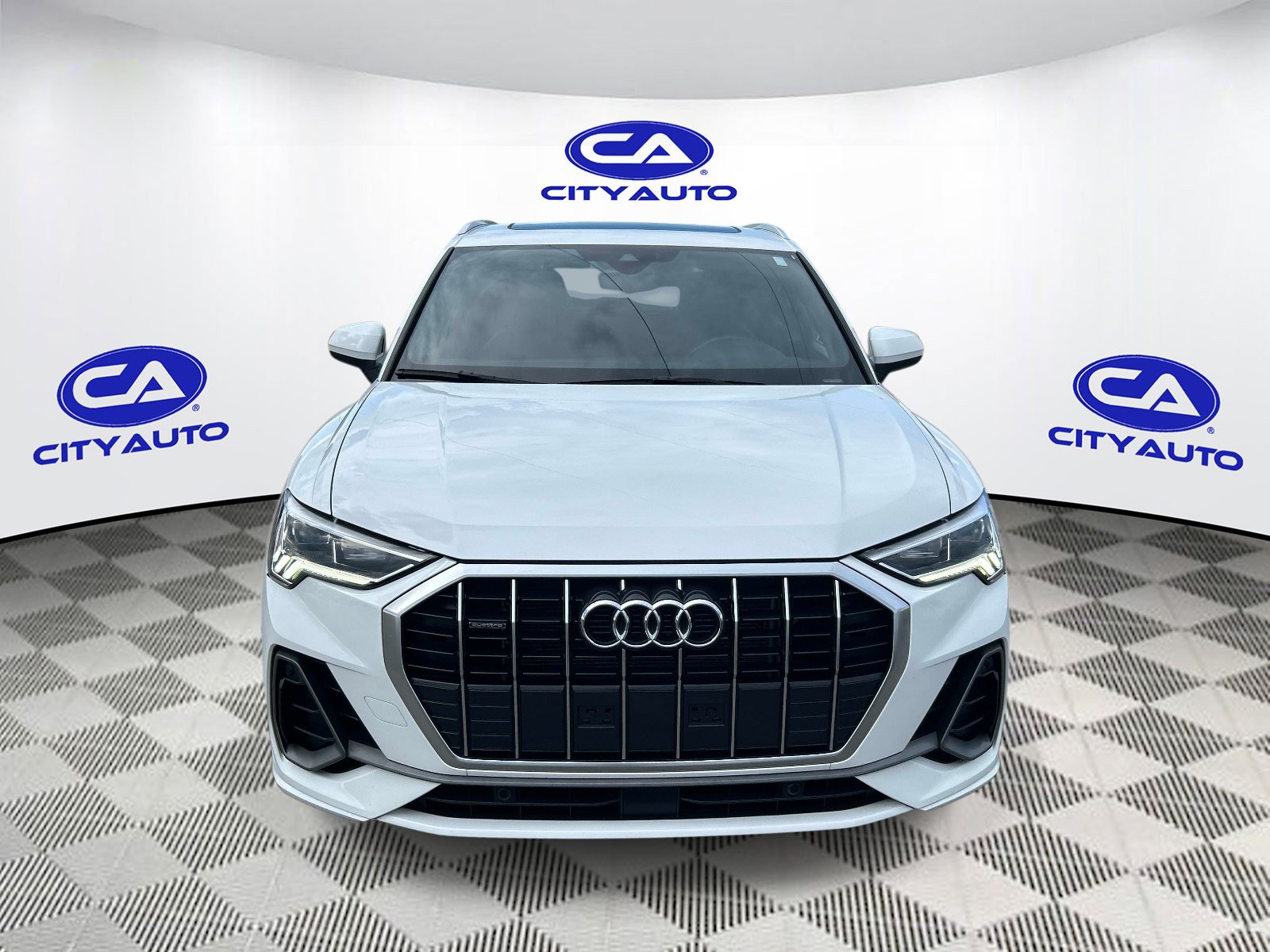 Used 2025 Audi Q3 2.0T Premium AWD/4WD image 10