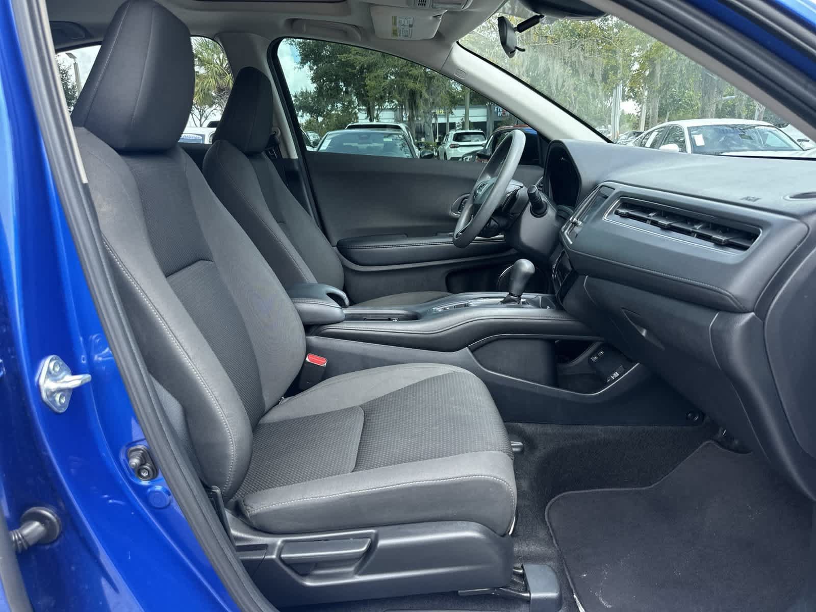 Used 2022 Honda HR-V EX image 17