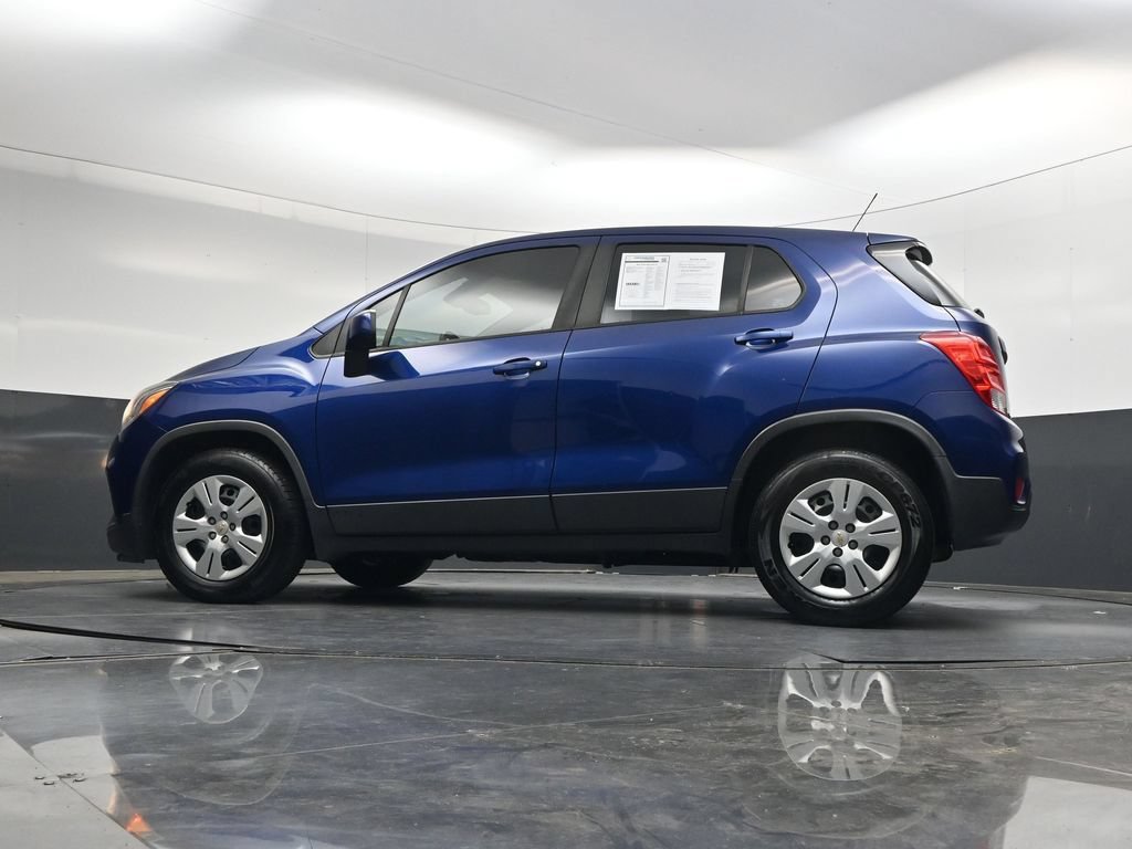 Used 2017 Chevrolet Trax LS FWD image 45