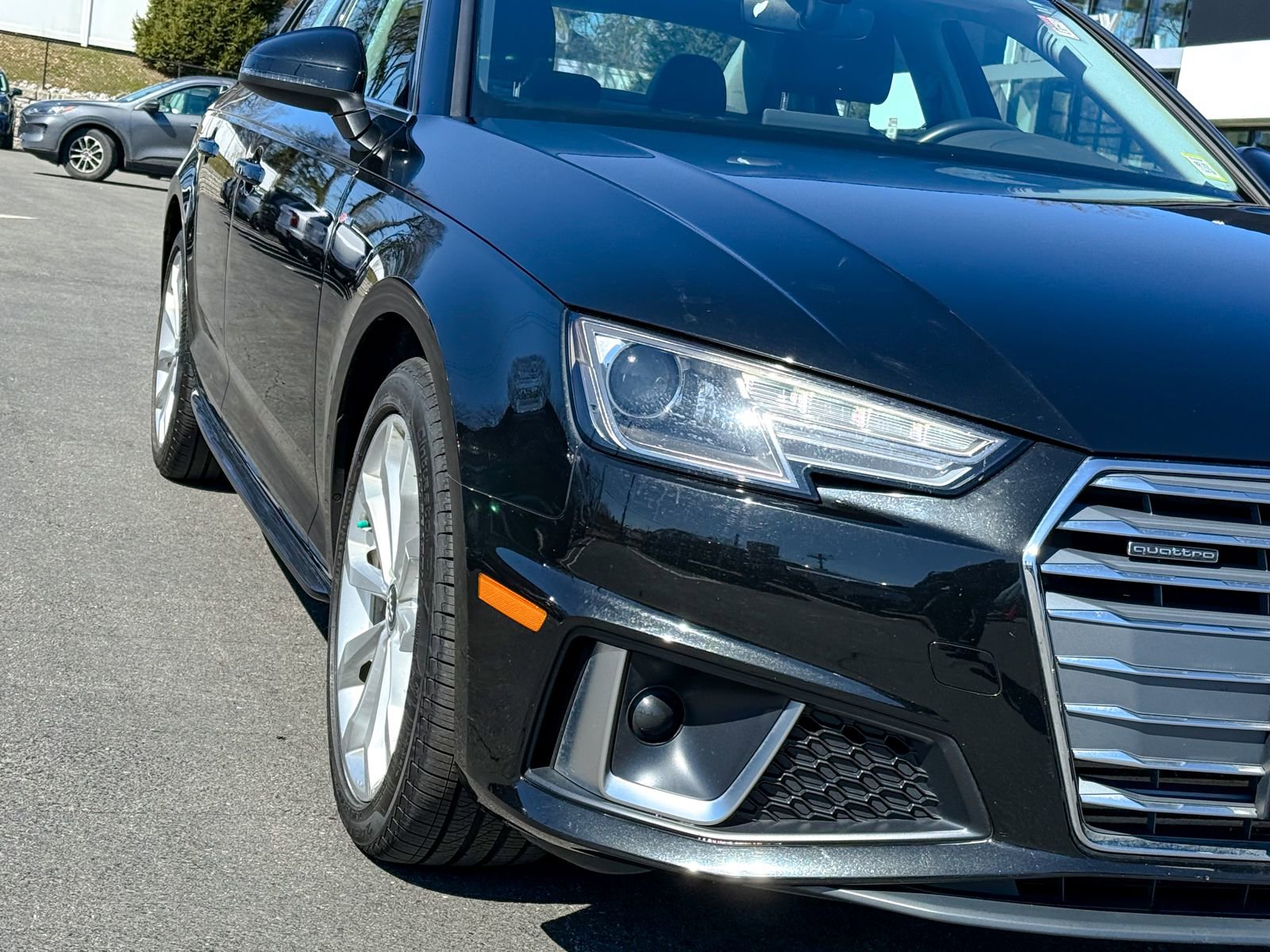 Used 2019 Audi A4 2.0T Premium w/ Convenience Package AWD/4WD image 4