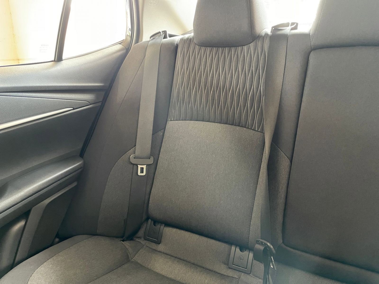 Used 2025 Toyota Camry LE image 33