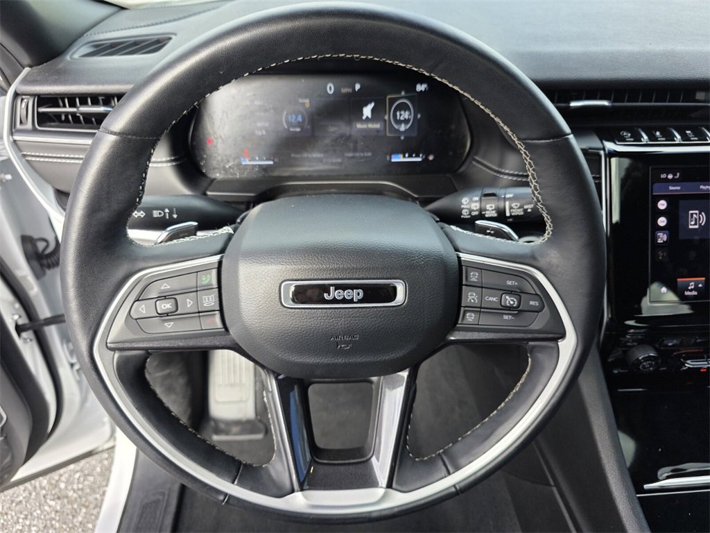 Used 2022 Jeep Grand Cherokee Altitude image 20