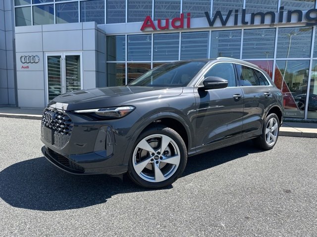 New 2025 Audi Q5 Premium Plus