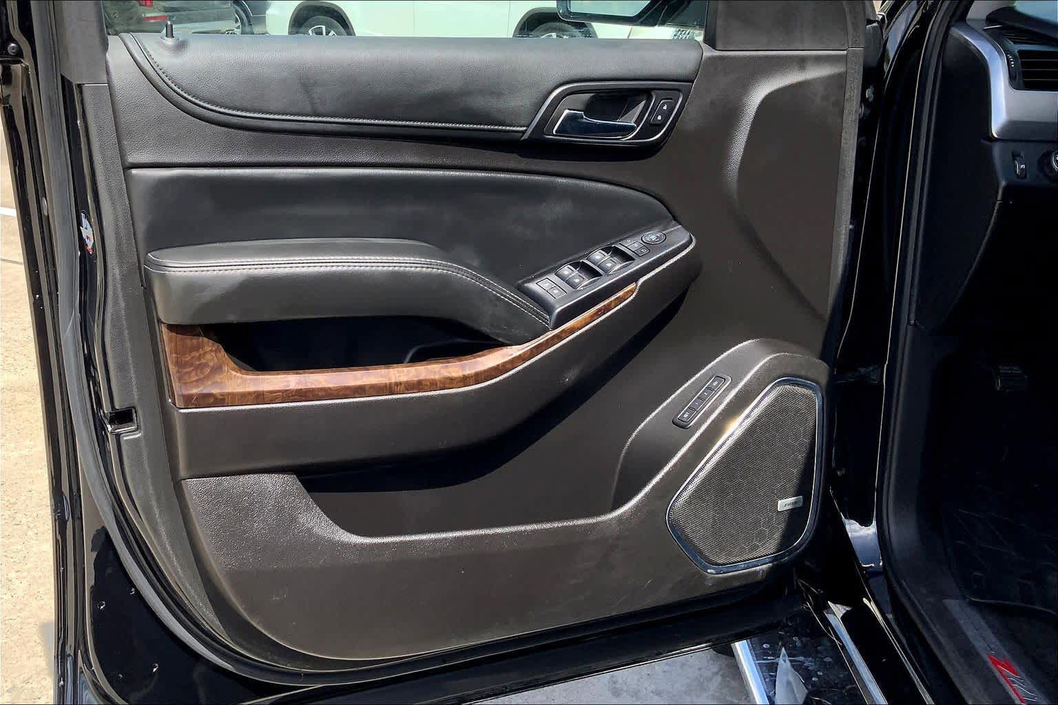 Used 2016 Chevrolet Tahoe LT w/ Luxury Package image 21