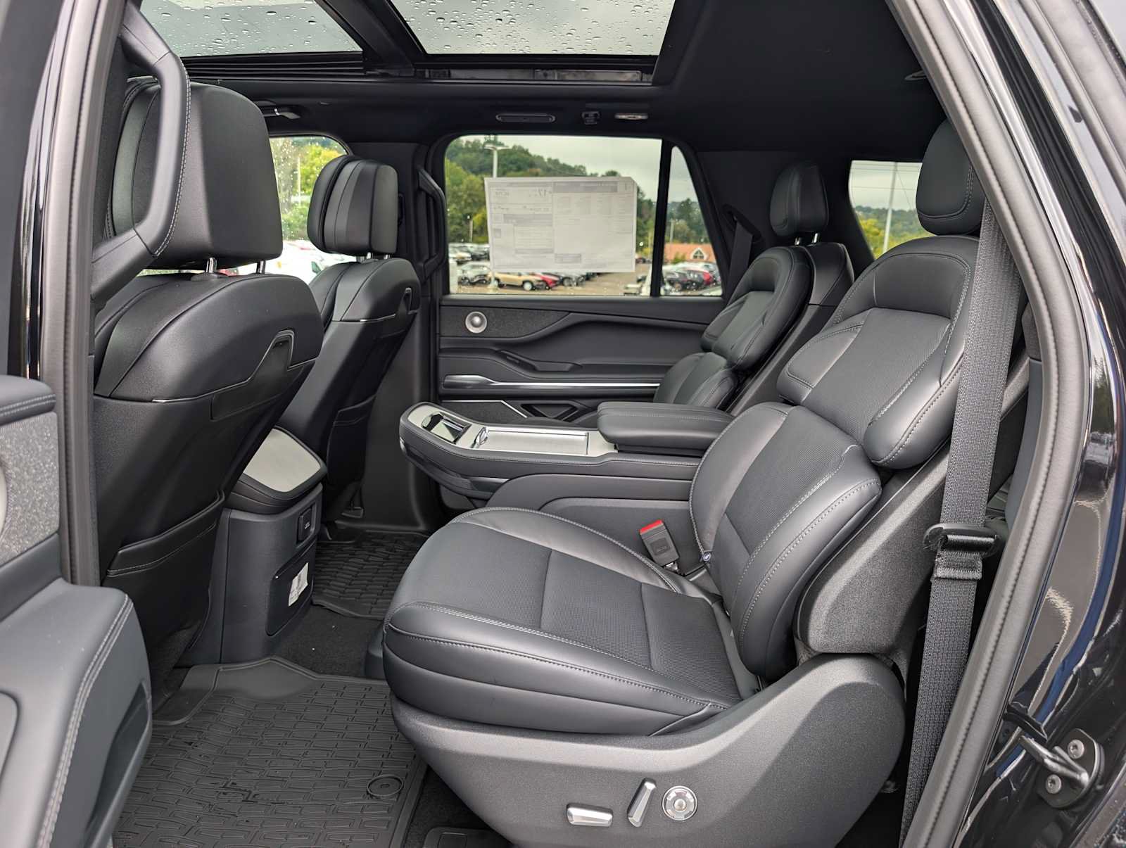 New 2027 Lincoln Navigator L Reserve w/ Jet Appearance Package AWD/4WD image 21