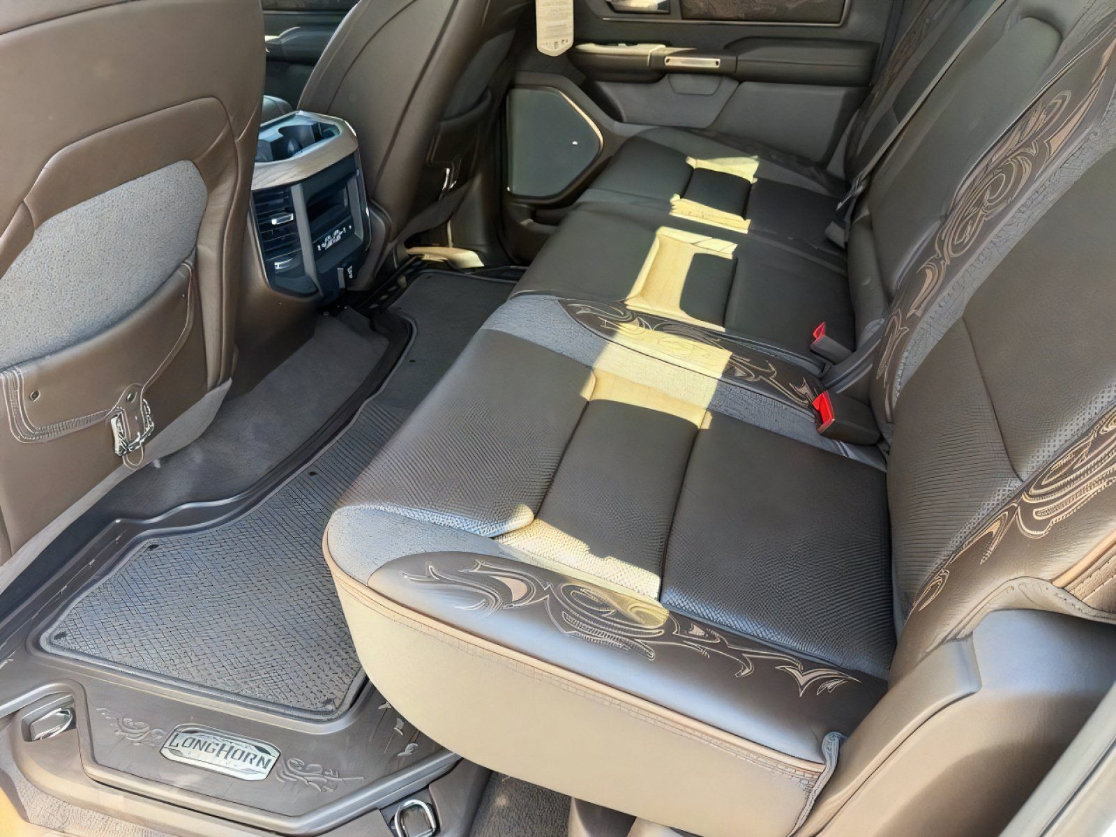 Certified 2025 RAM 1500 Limited AWD/4WD image 16
