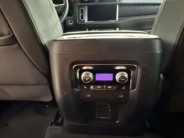 Used 2024 GMC Yukon Denali AWD/4WD image 22