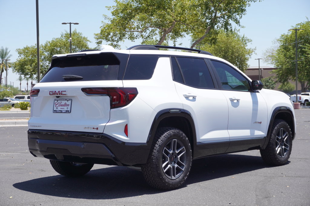New 2026 GMC Terrain AT4 w/ Technology Package II AWD/4WD image 4