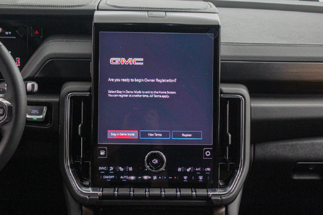 New 2026 GMC Yukon Denali w/ Denali Reserve Package AWD/4WD image 26