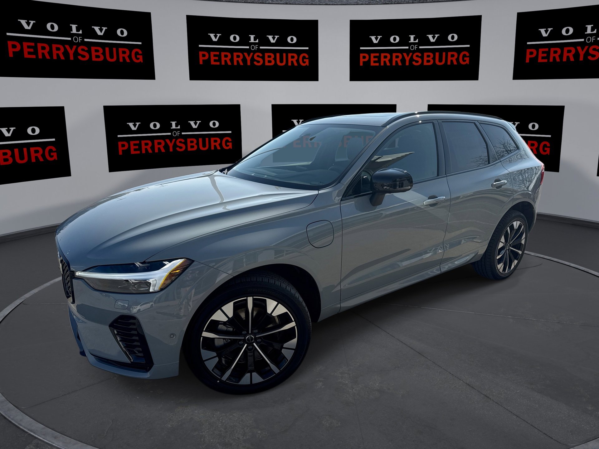 New 2026 Volvo XC60 T8 Plus w/ Protection Package Premier image 1