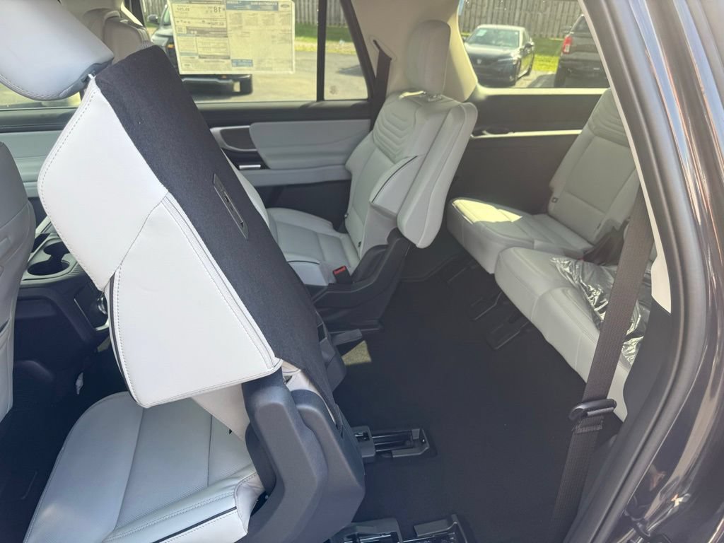 New 2026 Ford Expedition Max Platinum w/ Platinum Ultimate Package AWD/4WD image 39