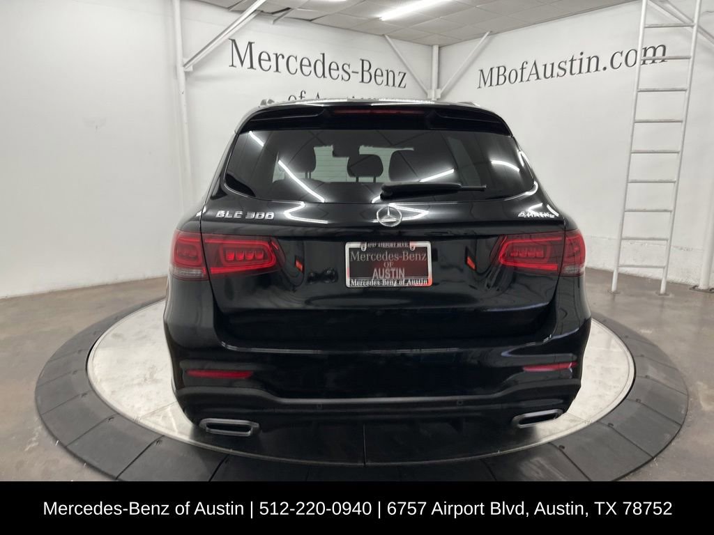 Used 2022 Mercedes-Benz GLC 300 4MATIC image 7