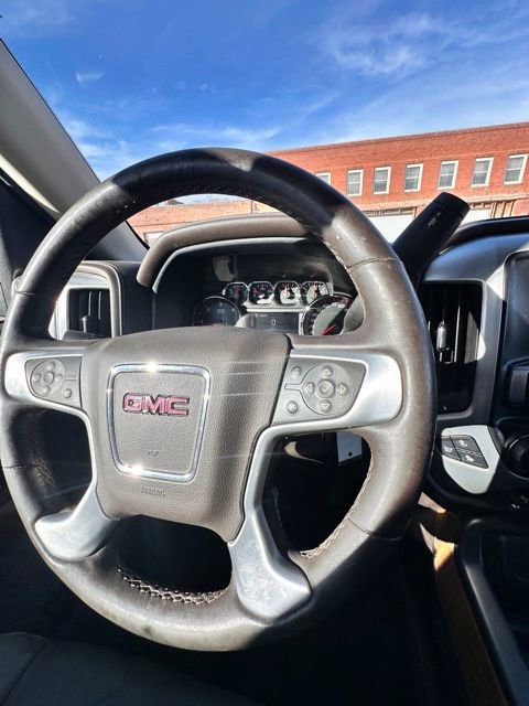 Used 2015 GMC Sierra 1500 SLT w/ SLT Crew Cab Value Package AWD/4WD image 18