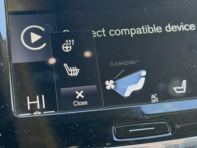 Used 2019 Volvo XC90 T6 Momentum w/ Advanced Package image 10