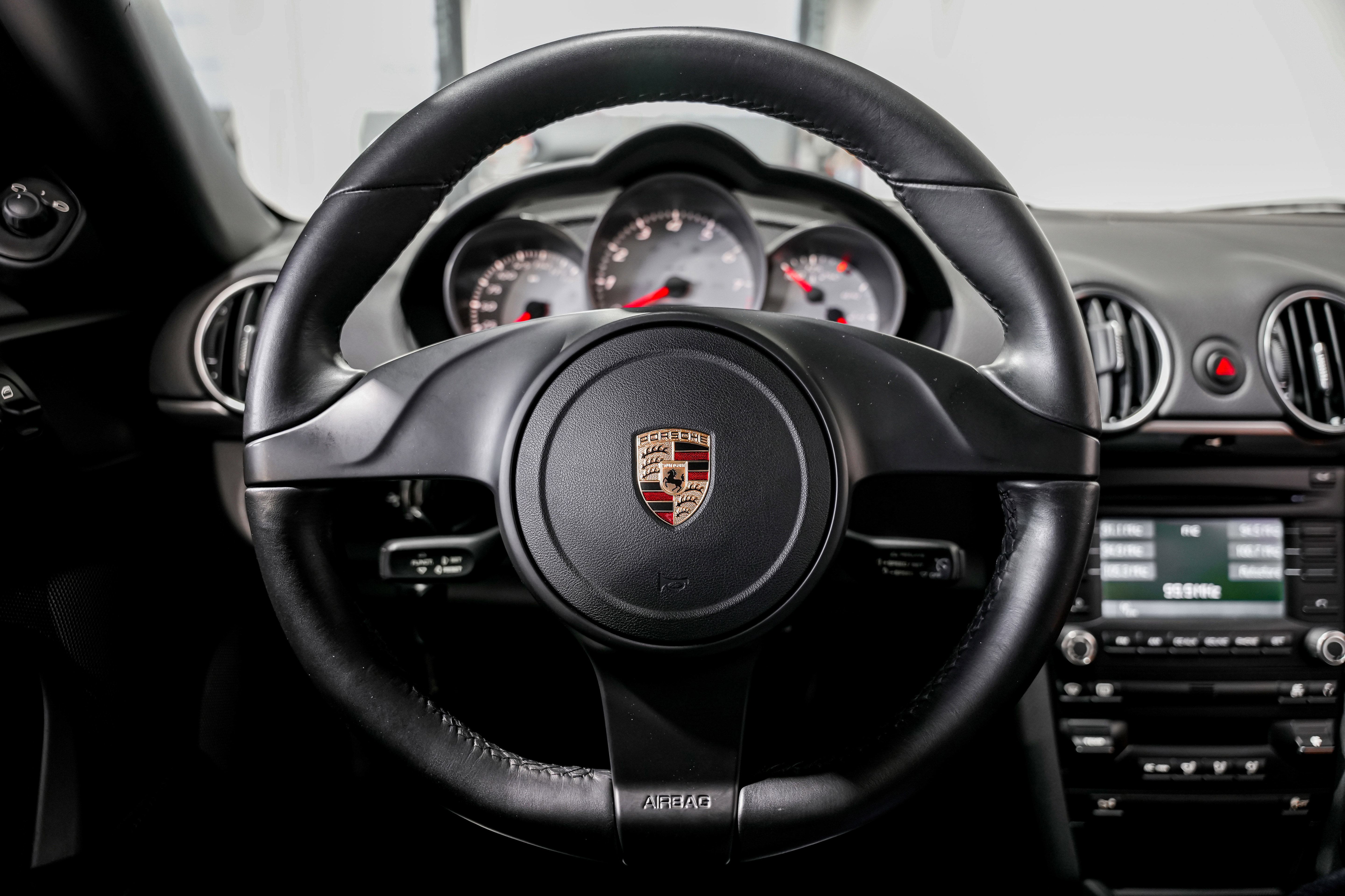 Used 2012 Porsche Cayman S image 10