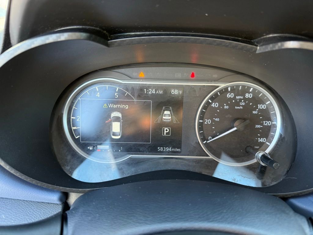 Used 2023 Nissan Versa SV image 24