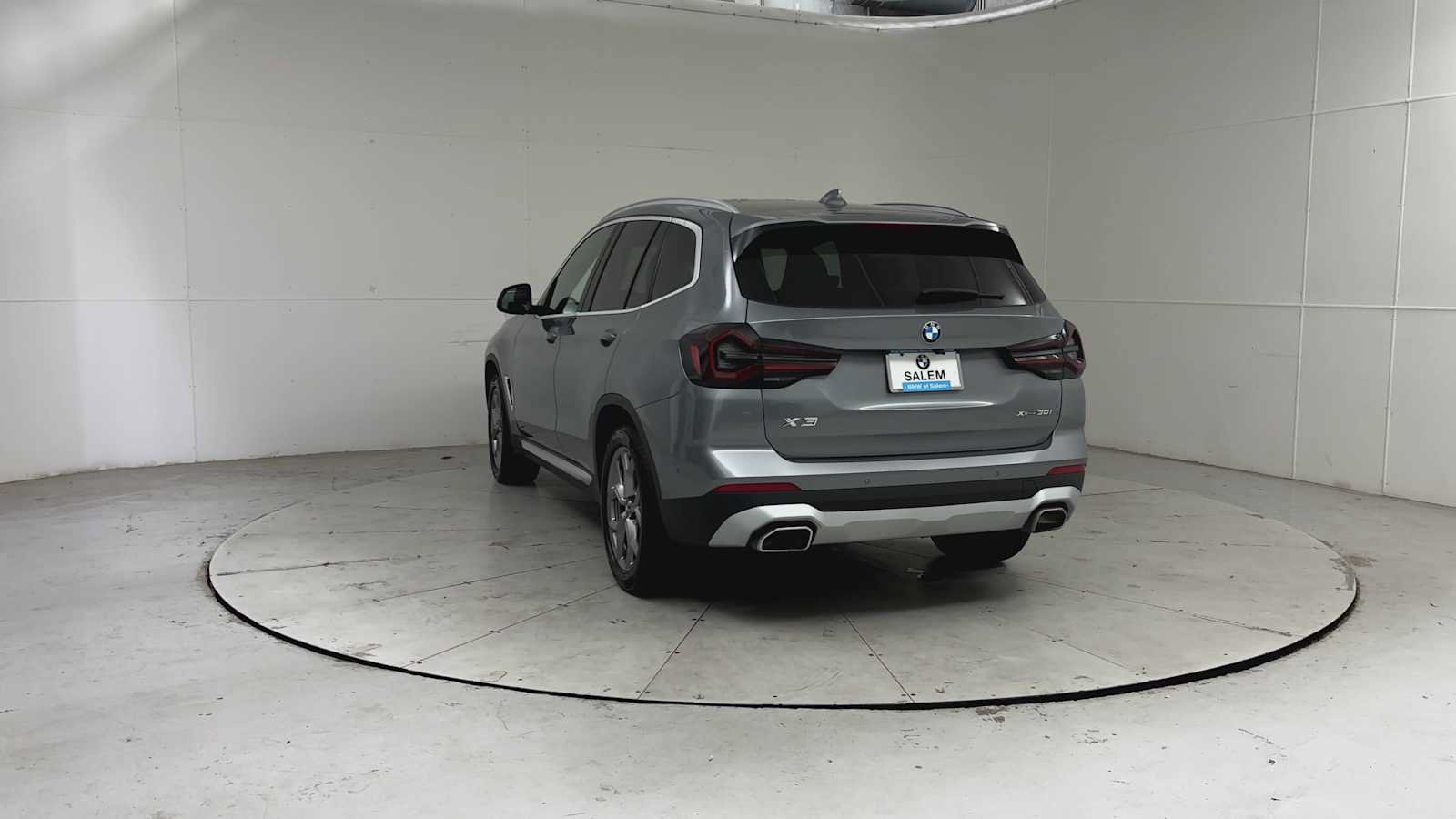 Used 2023 BMW X3 xDrive30i w/ Premium Package AWD/4WD image 5