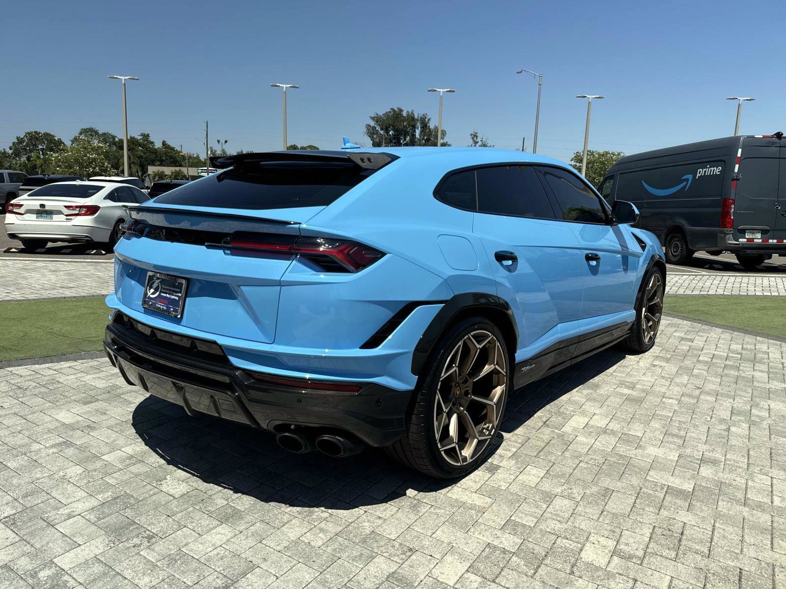 Used 2024 Lamborghini Urus Performante AWD/4WD image 5