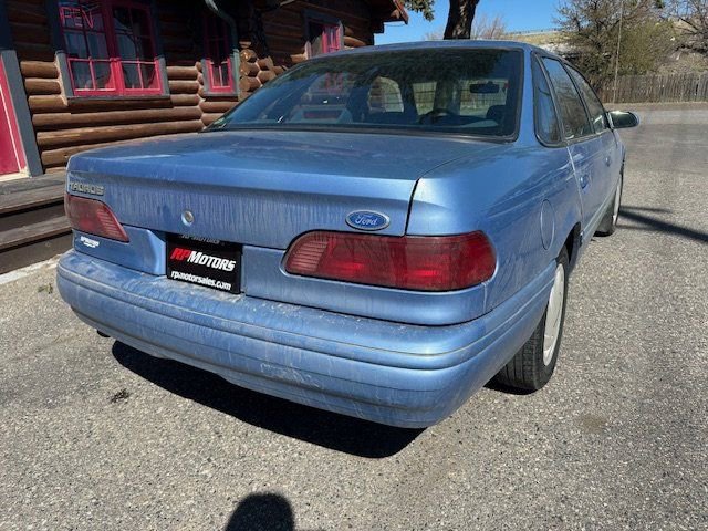 Used 1995 Ford Taurus GL image 21