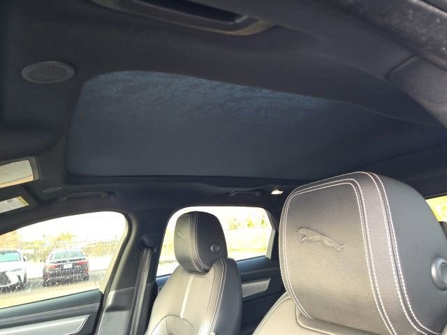 Used 2025 Jaguar F-PACE R-Dynamic S image 15