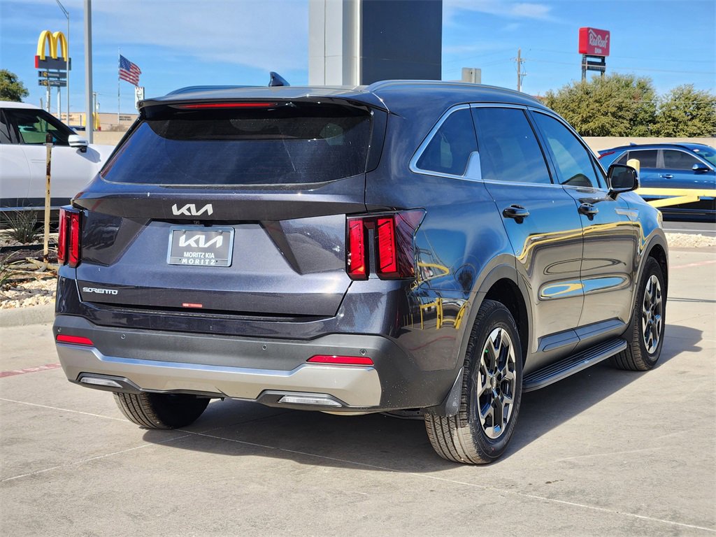 New 2026 Kia Sorento S image 4