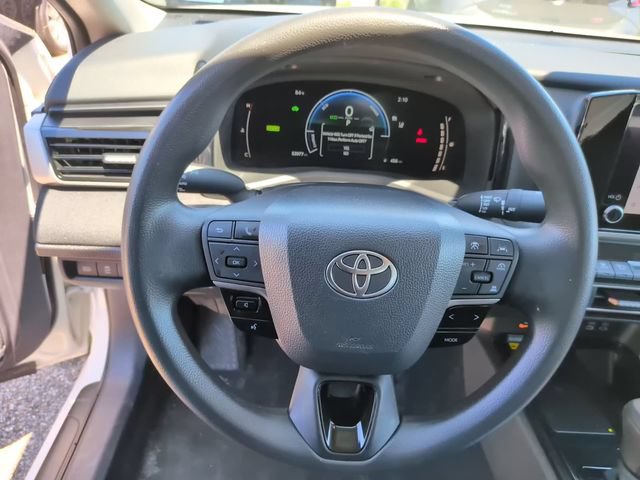 Certified 2025 Toyota Camry LE FWD image 15
