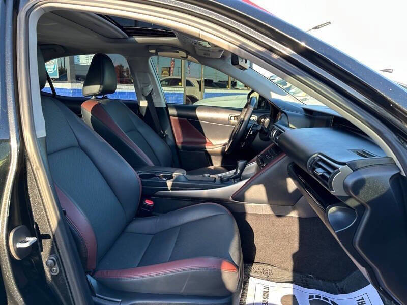 Used 2019 Lexus IS 300 w/ Accessory Package RWD image 12