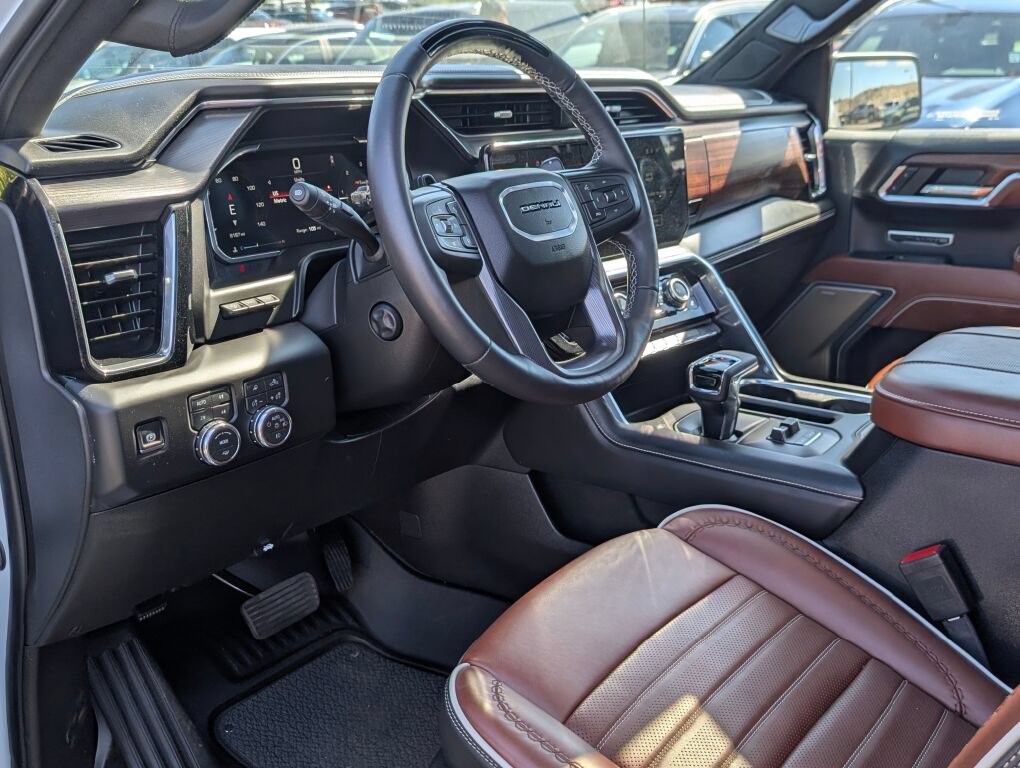 Certified 2026 GMC Sierra 1500 Denali Ultimate AWD/4WD image 11