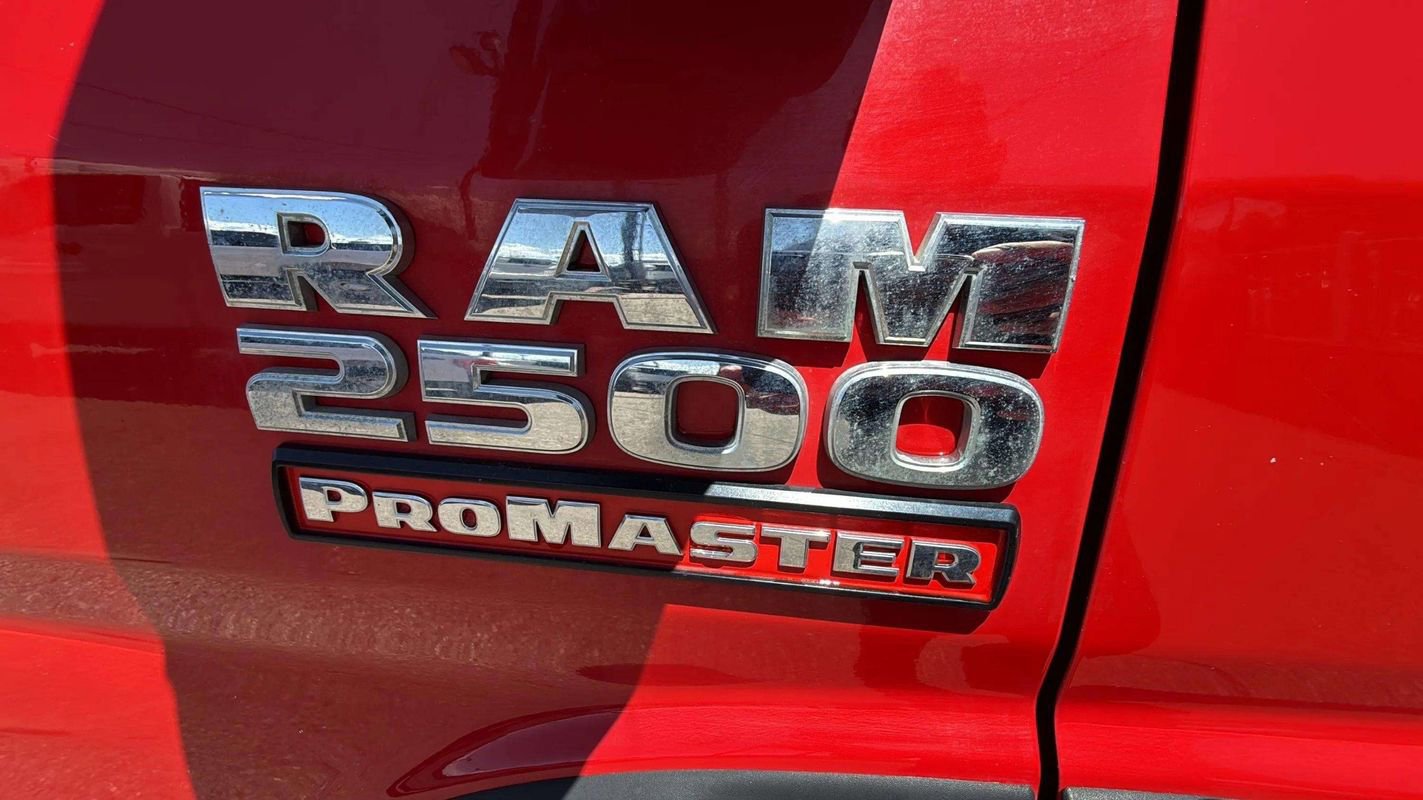Used 2022 RAM ProMaster 2500 w/ Driver Convenience Group FWD image 17