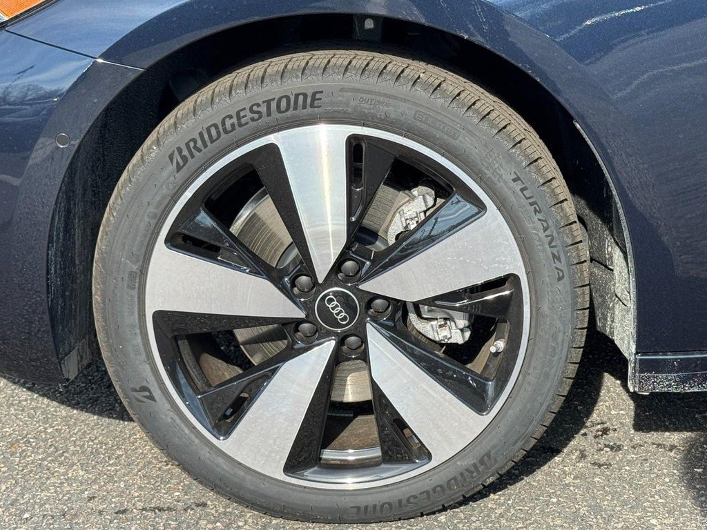 Used 2025 Audi A5 2.0T Premium Plus AWD/4WD image 4