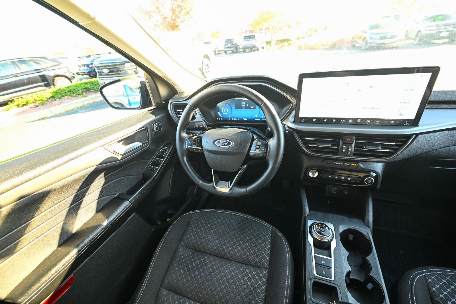 Used 2023 Ford Escape Active w/ Tech Pack #2 AWD/4WD image 33