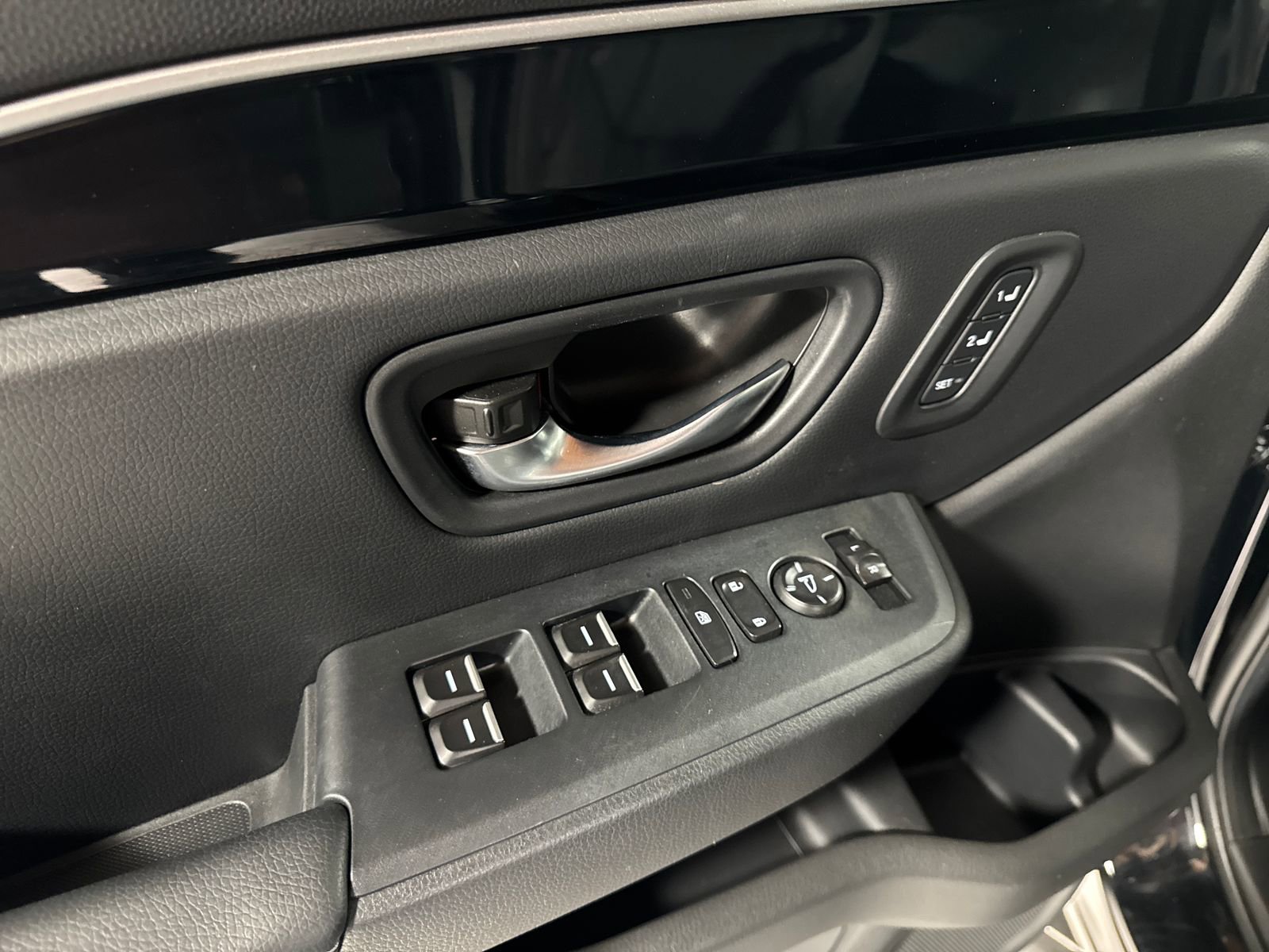 Used 2023 Honda Pilot EX-L image 16