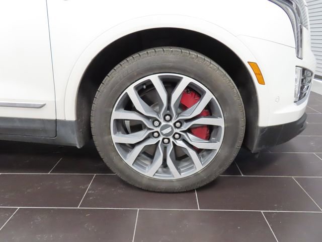 Certified 2023 Cadillac XT5 Sportv w/ Platinum Package AWD/4WD image 14