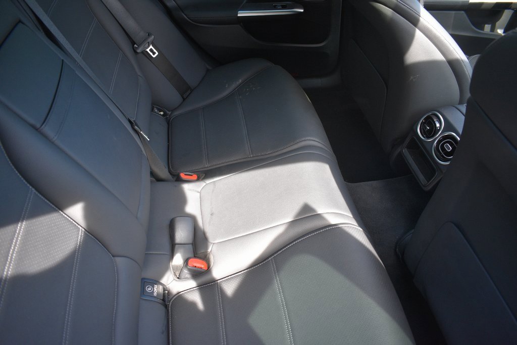 Used 2024 Mercedes-Benz C 300 Sedan image 30