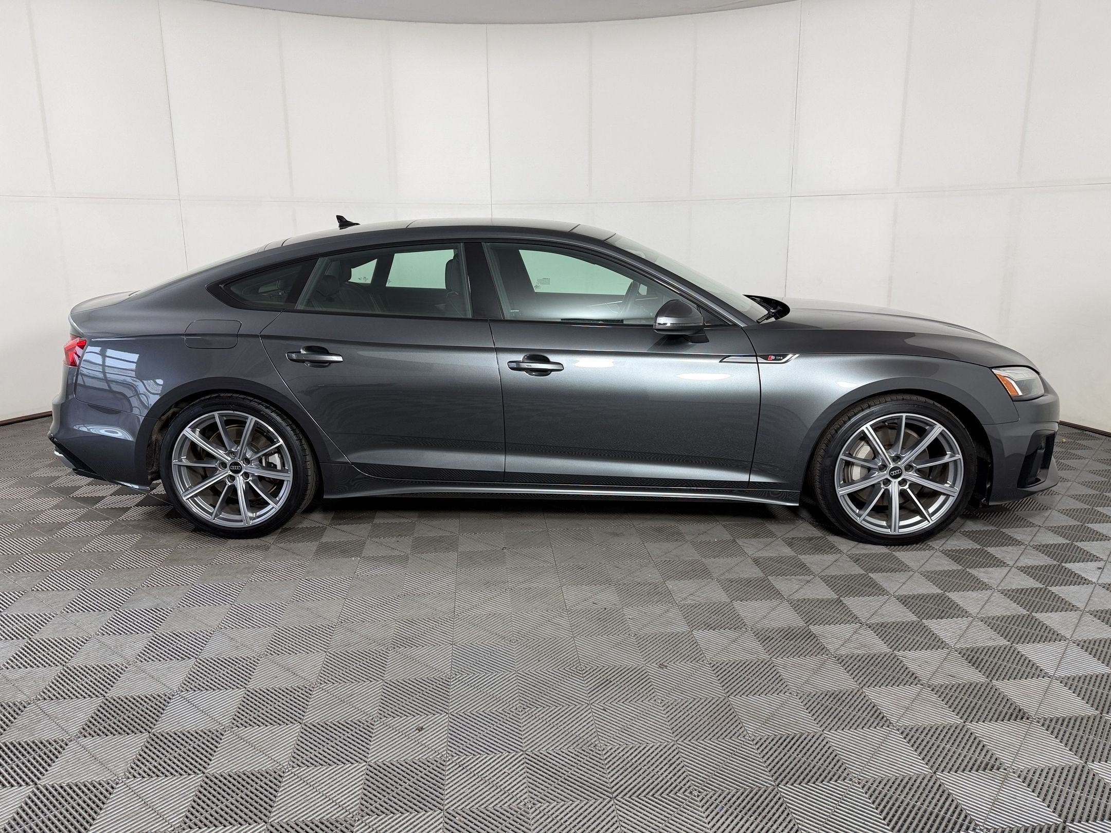 Used 2025 Audi A5 2.0T Premium AWD/4WD image 8