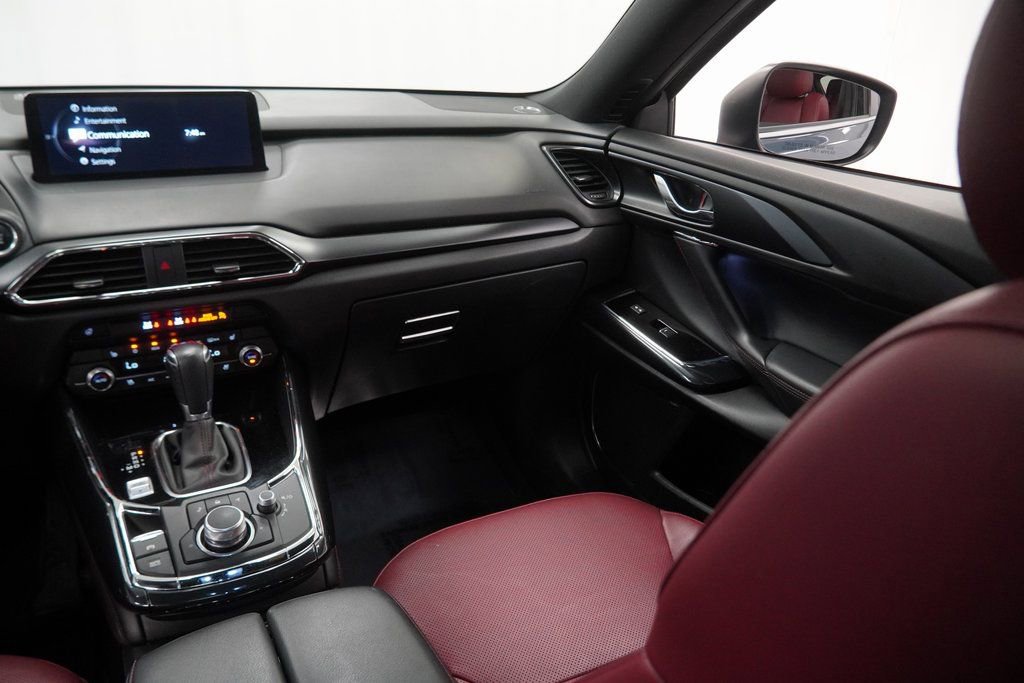 Used 2022 MAZDA CX-9 Carbon Edition image 27